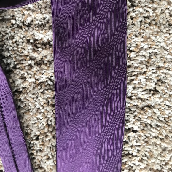 Purple necktie - Picture 2 of 2